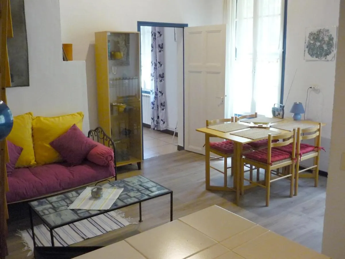 Mas De La Pomme De Pin Apartment Noves