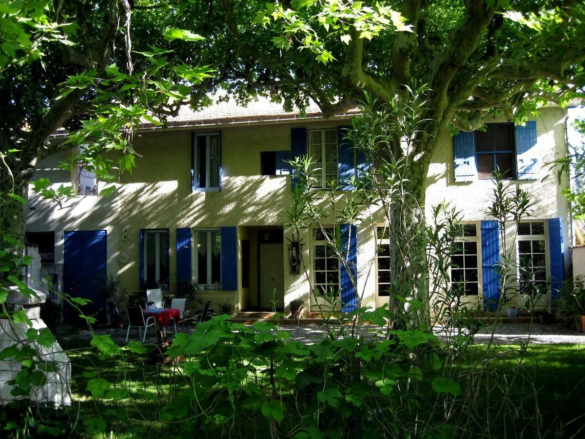 Mas De La Pomme De Pin Apartment Noves France